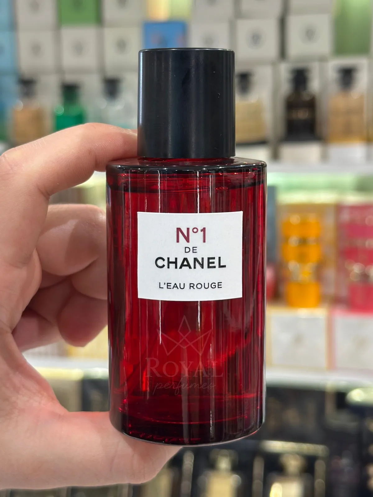 N°1 de Chanel L’Eau Rouge – Eau Parfumée Fragrance  thumbnail 2