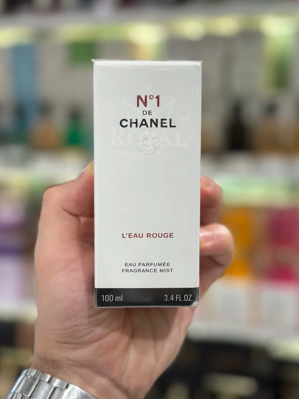 N°1 de Chanel L’Eau Rouge – Eau Parfumée Fragrance  thumbnail 3